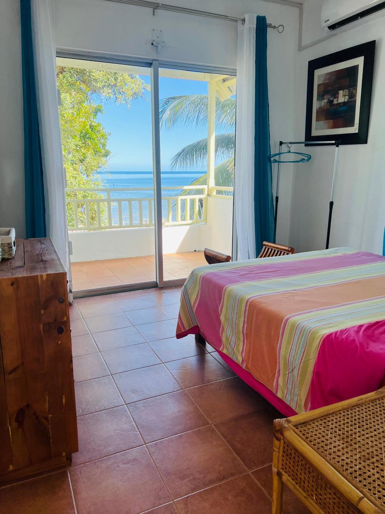 Les Fleurs Du Beachfront Residences Holiday home
