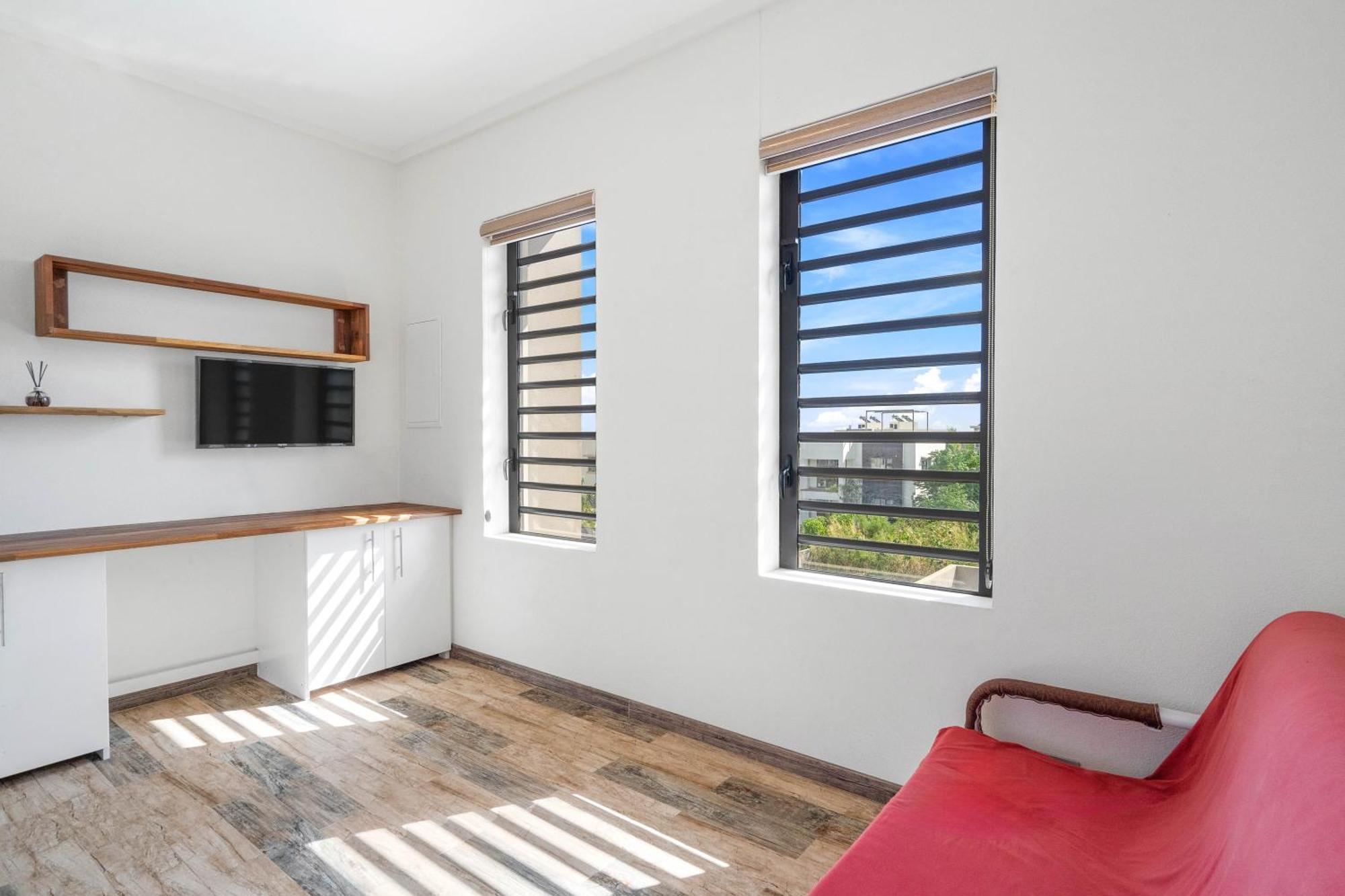 Villa Rnj, Familiale Et Luxueuse