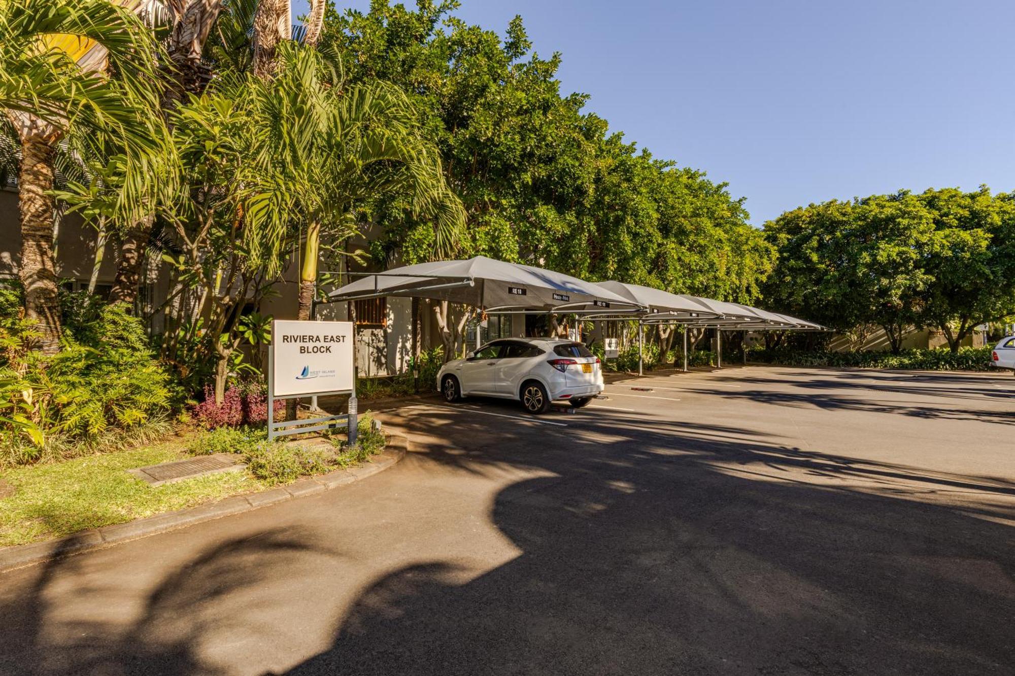 West Island By Horizon Holidays * Riviere Noire