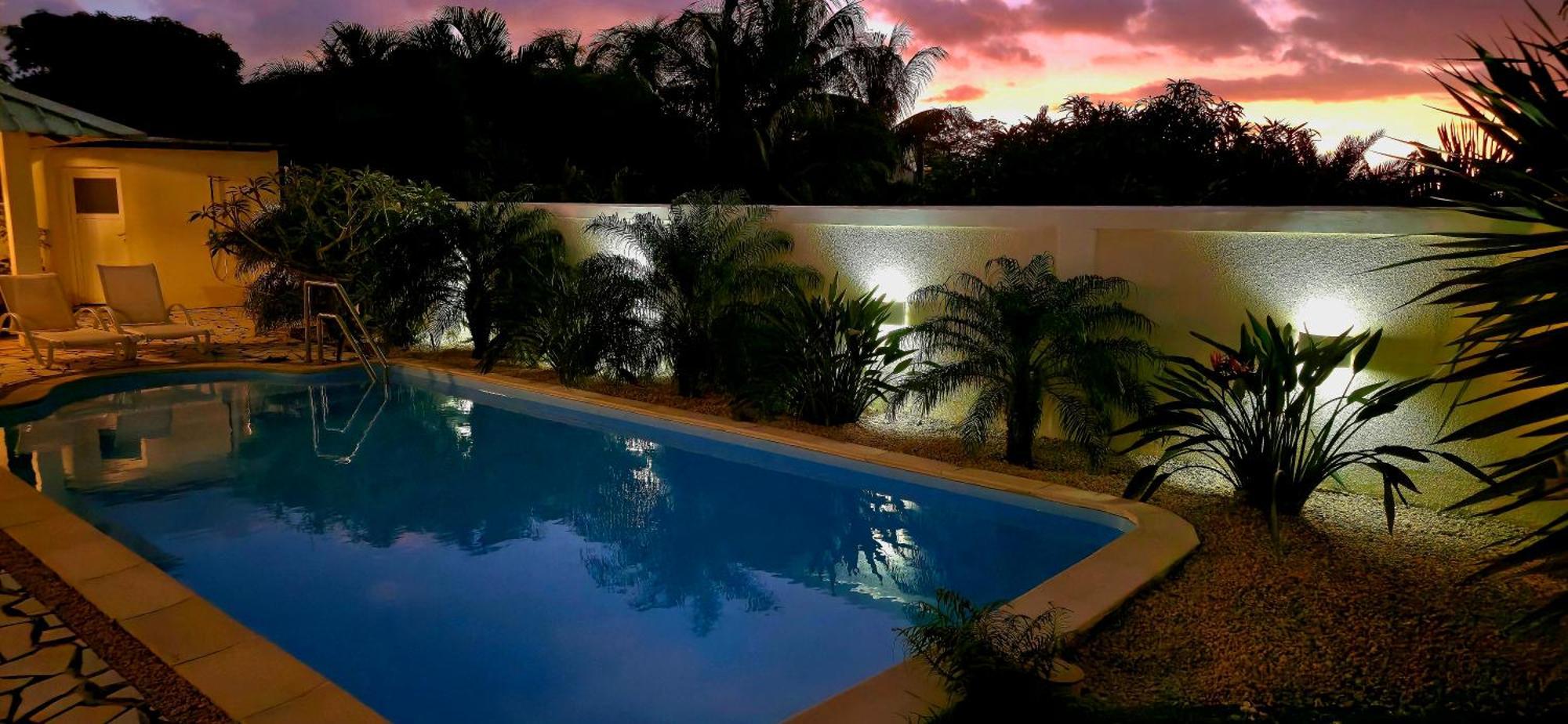 Blue Heaven By Nokar, Salt Pool Jacuzzi La Gaulette