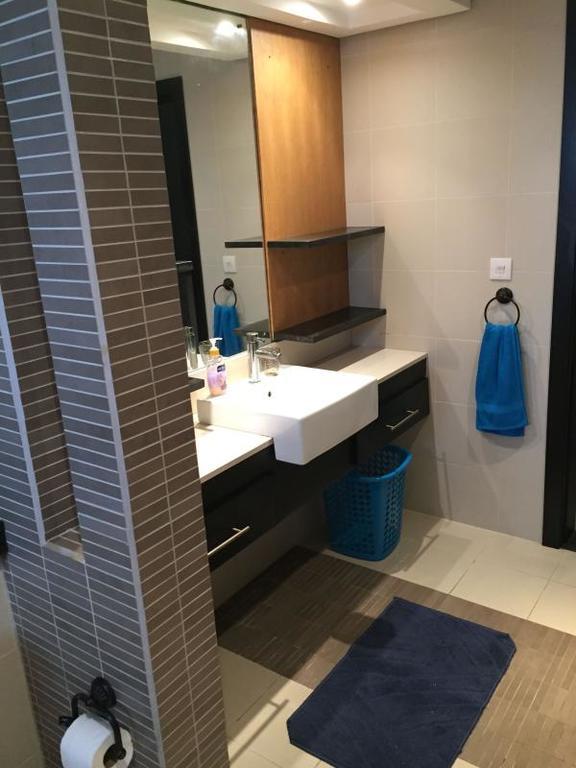 The Landmark Luxury Apartment *
