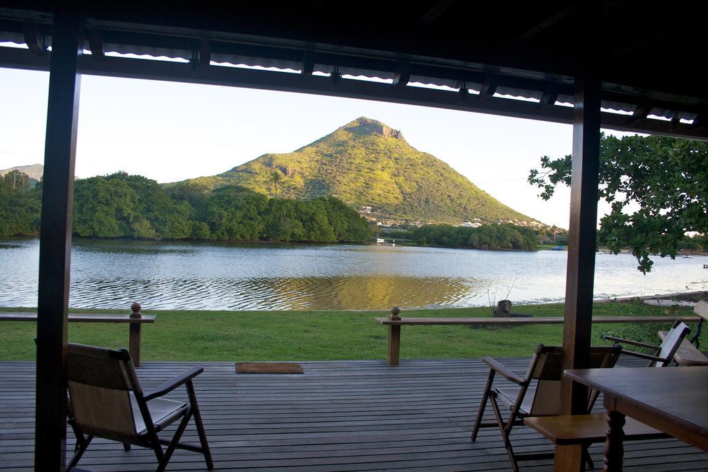 Homestay The River House