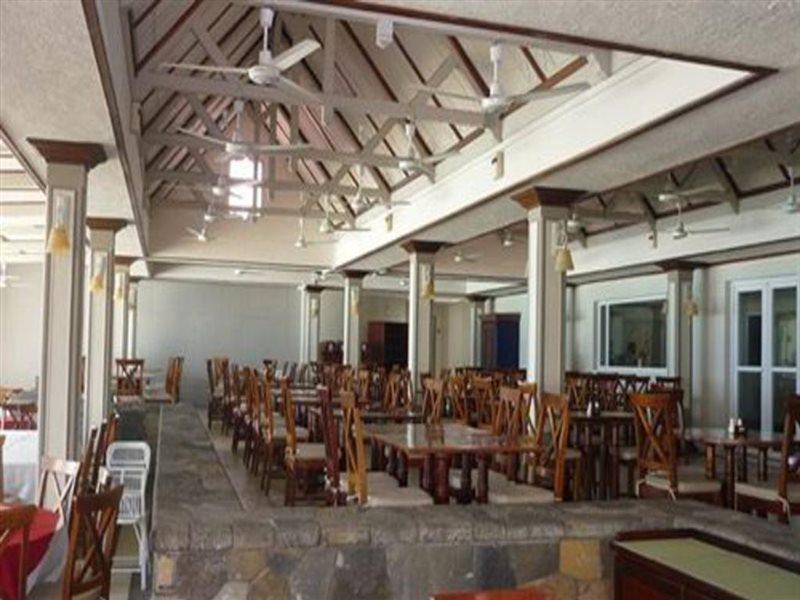 Villas Caroline Beach Hotel 3*