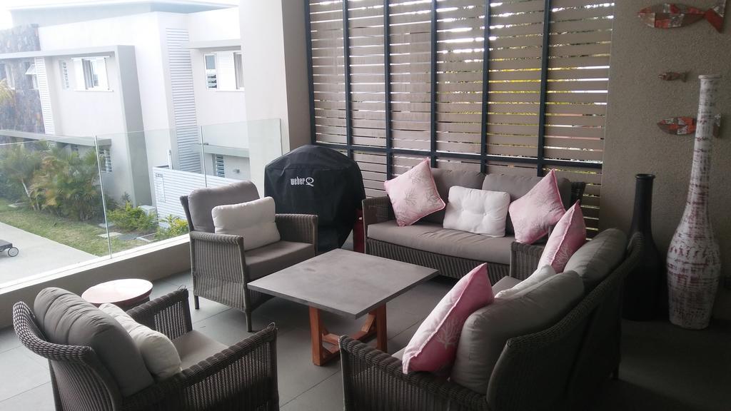 Apartment L'Escale 3 Bedrooms Sea View And Beachfront Suite By Dream Escapes