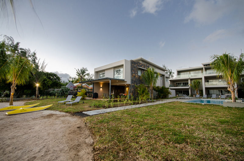 Apartment L'escale Beachfront Residences *