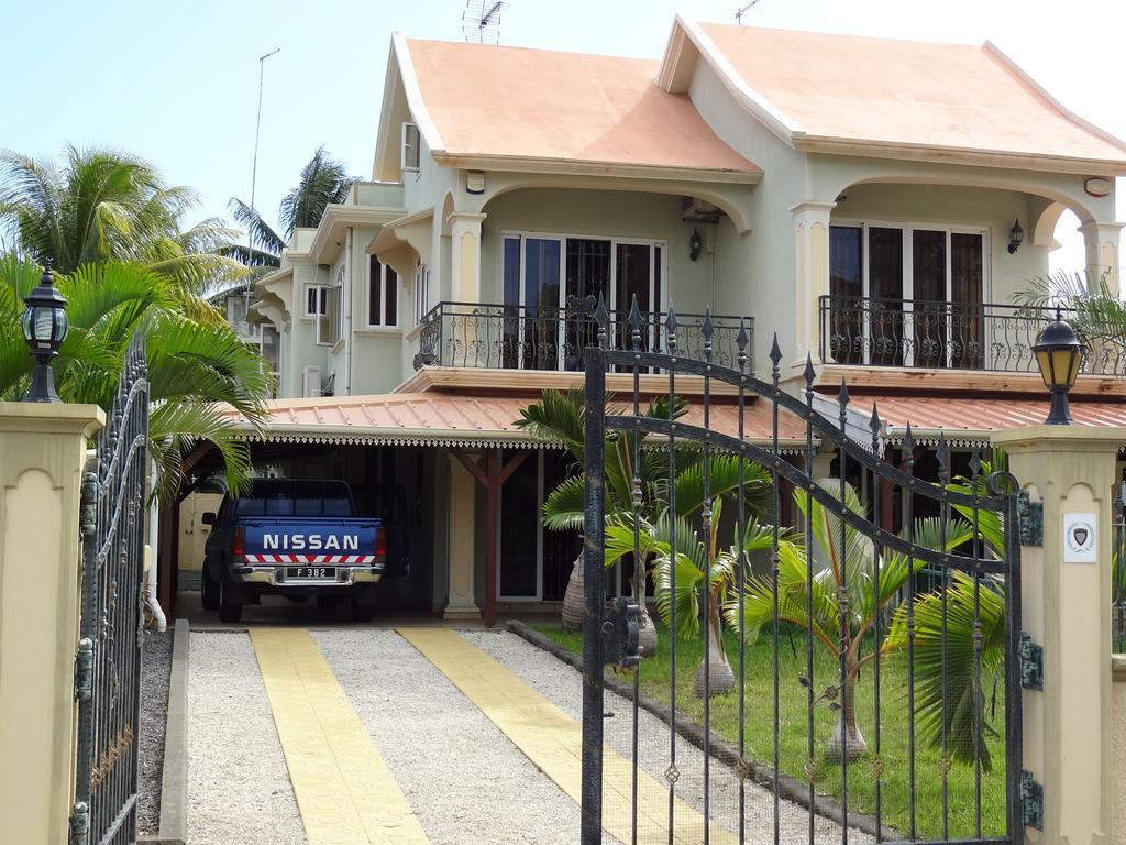 Beau Seaside Villa