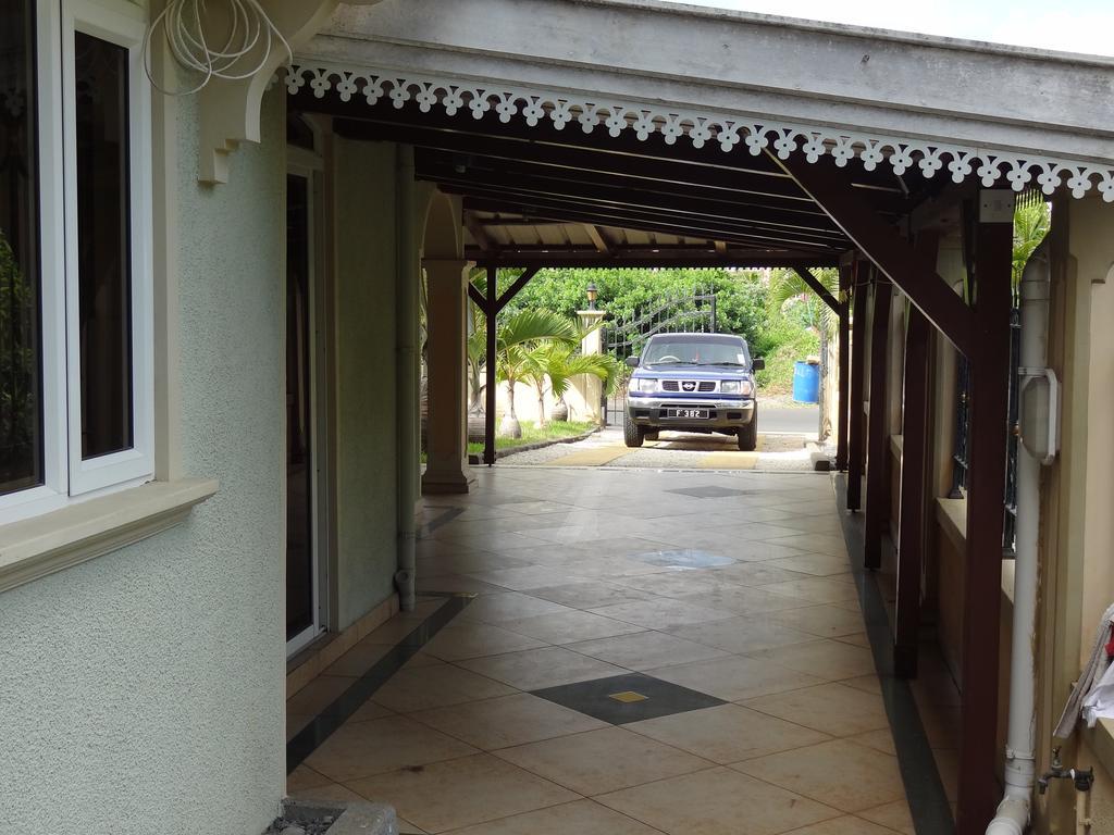 Beau Seaside Villa Flic en Flac