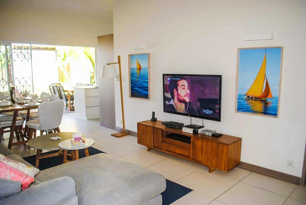 L'Escale 3 Bedrooms Sea View And Beachfront Suite By Dream Escapes * Tamarin