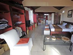 Domaine De La Paix Lodge Bambou