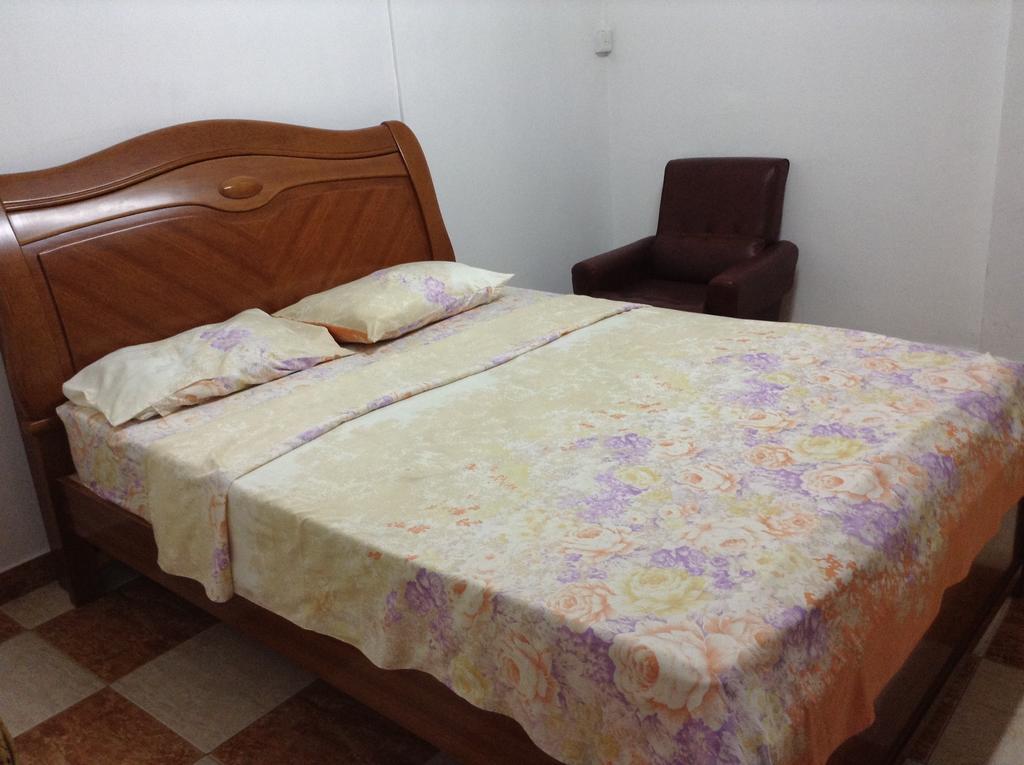 Ebrahim Flats - Grand Baie Beach * Grand Baie