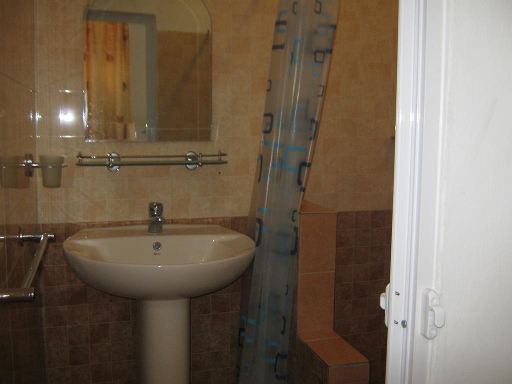 Ebrahim Flats - Grand Baie Beach