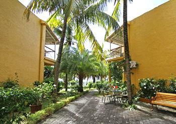 Hotel Seapoint 2*