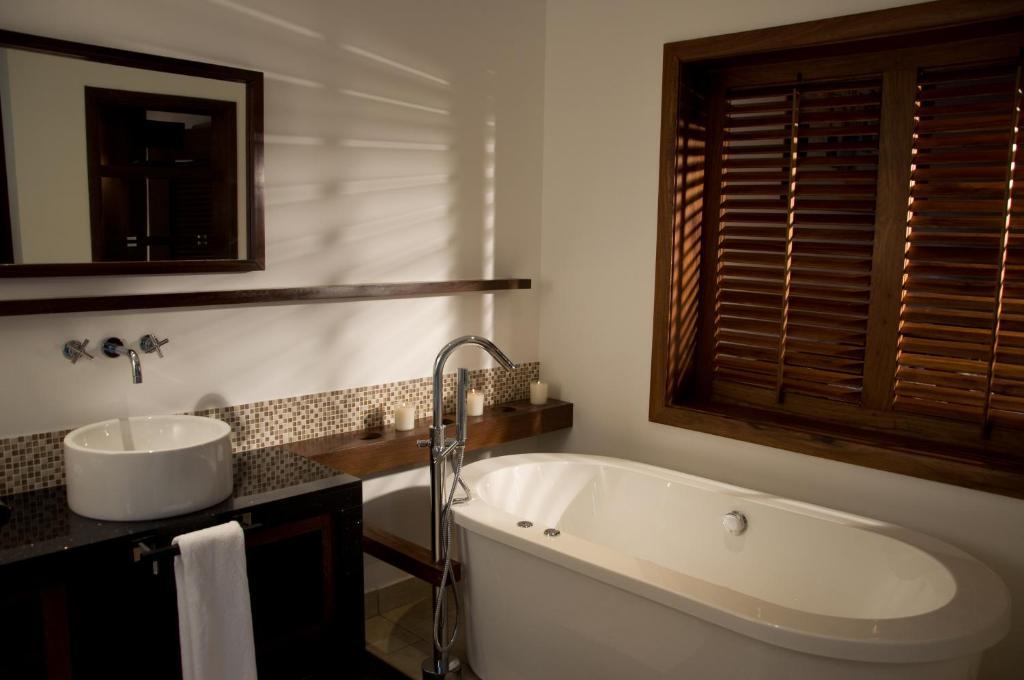 Domaine De Belle Riviere Villas Hotel