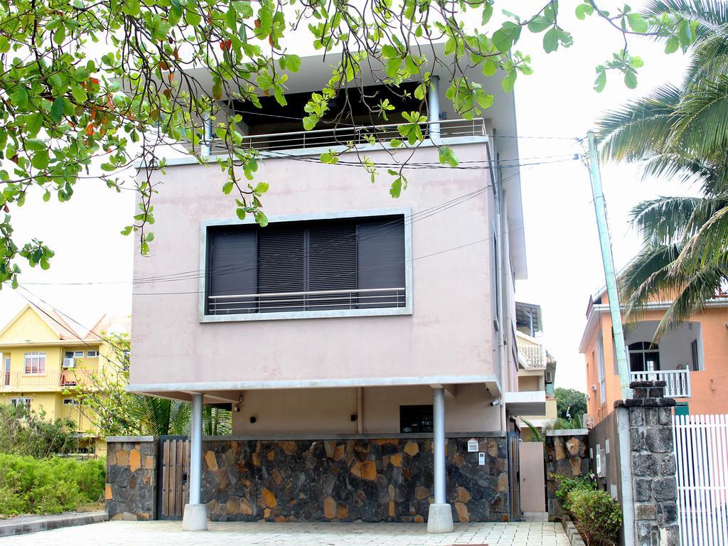 Shona Apartment Blue Bay