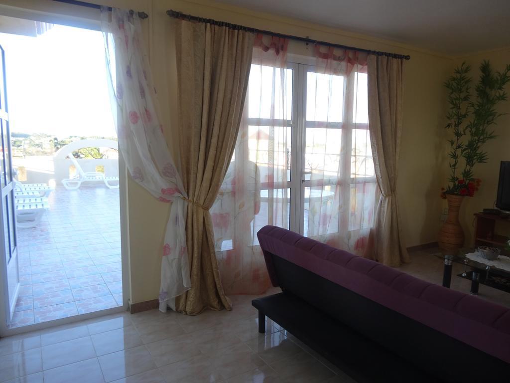 Lotus Apartment Grand Baie