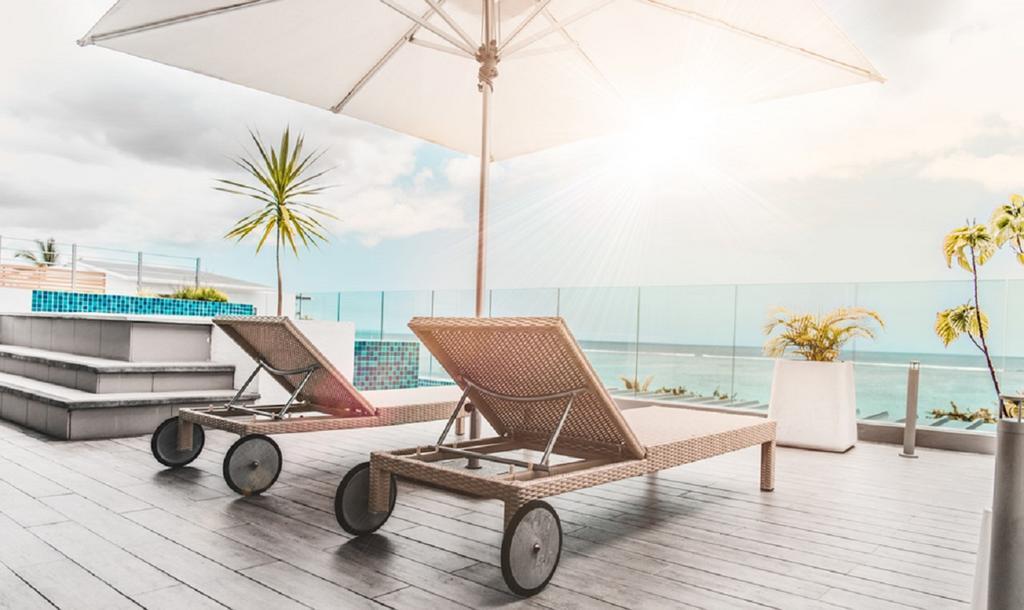 Cap Ouest Luxury Penthouse Apartment *