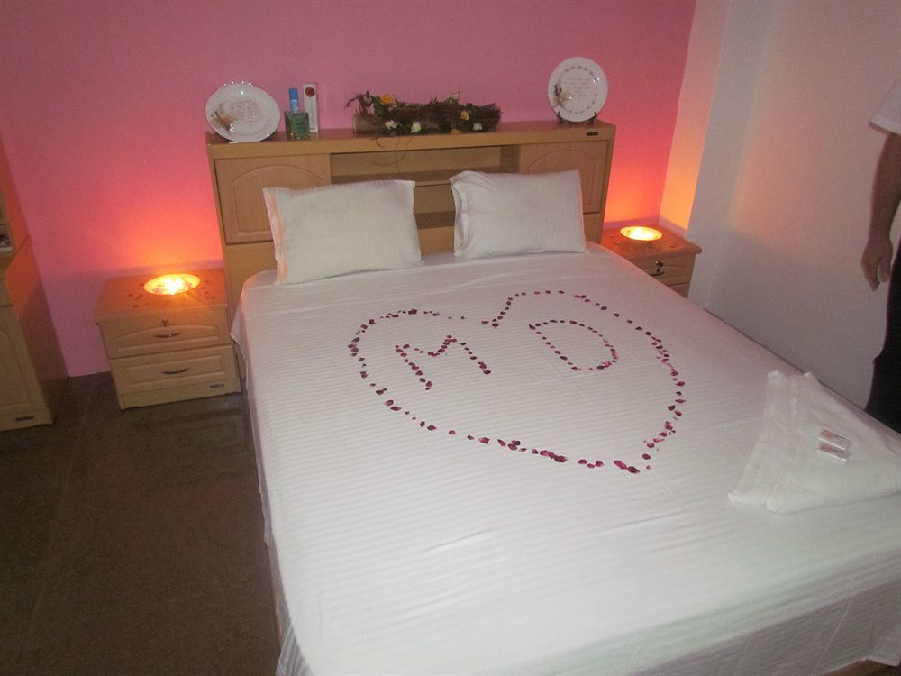 Ons & Motel