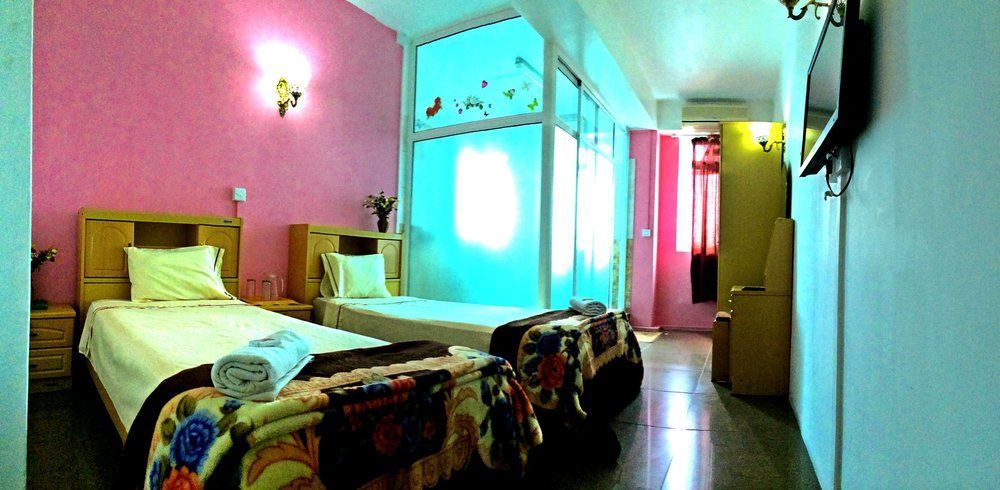 Motel Ons &