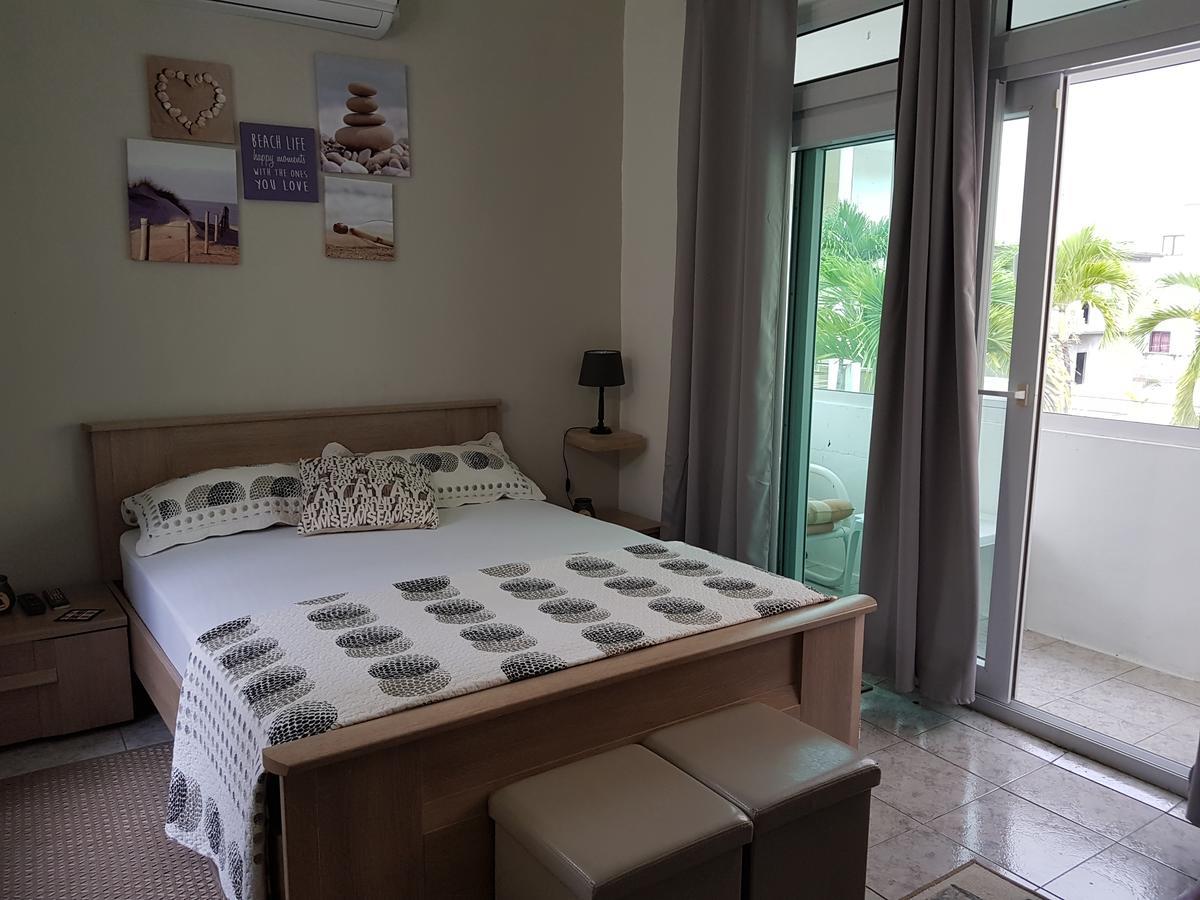 Bienvenue Beachfront House Flic en Flac