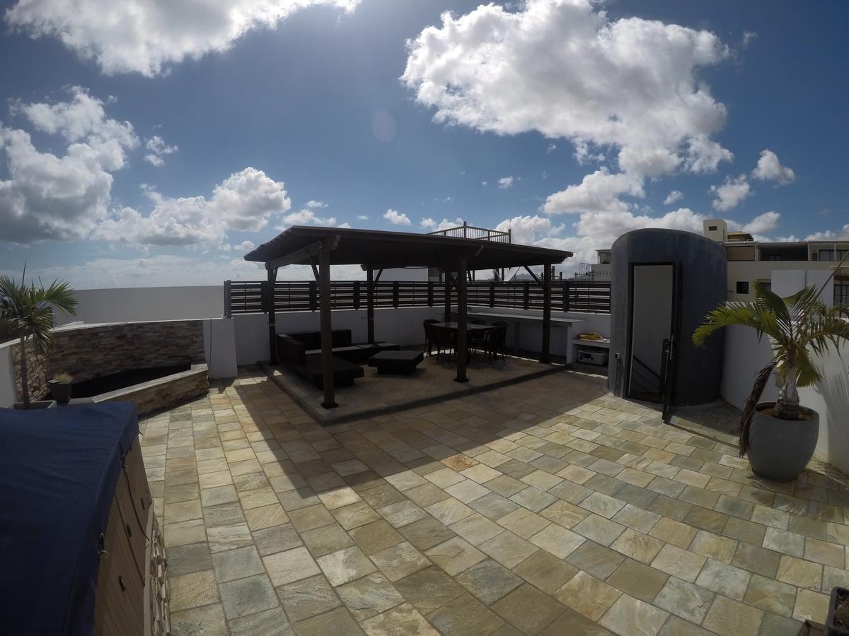 Sunset Pent House Apartment Flic en Flac