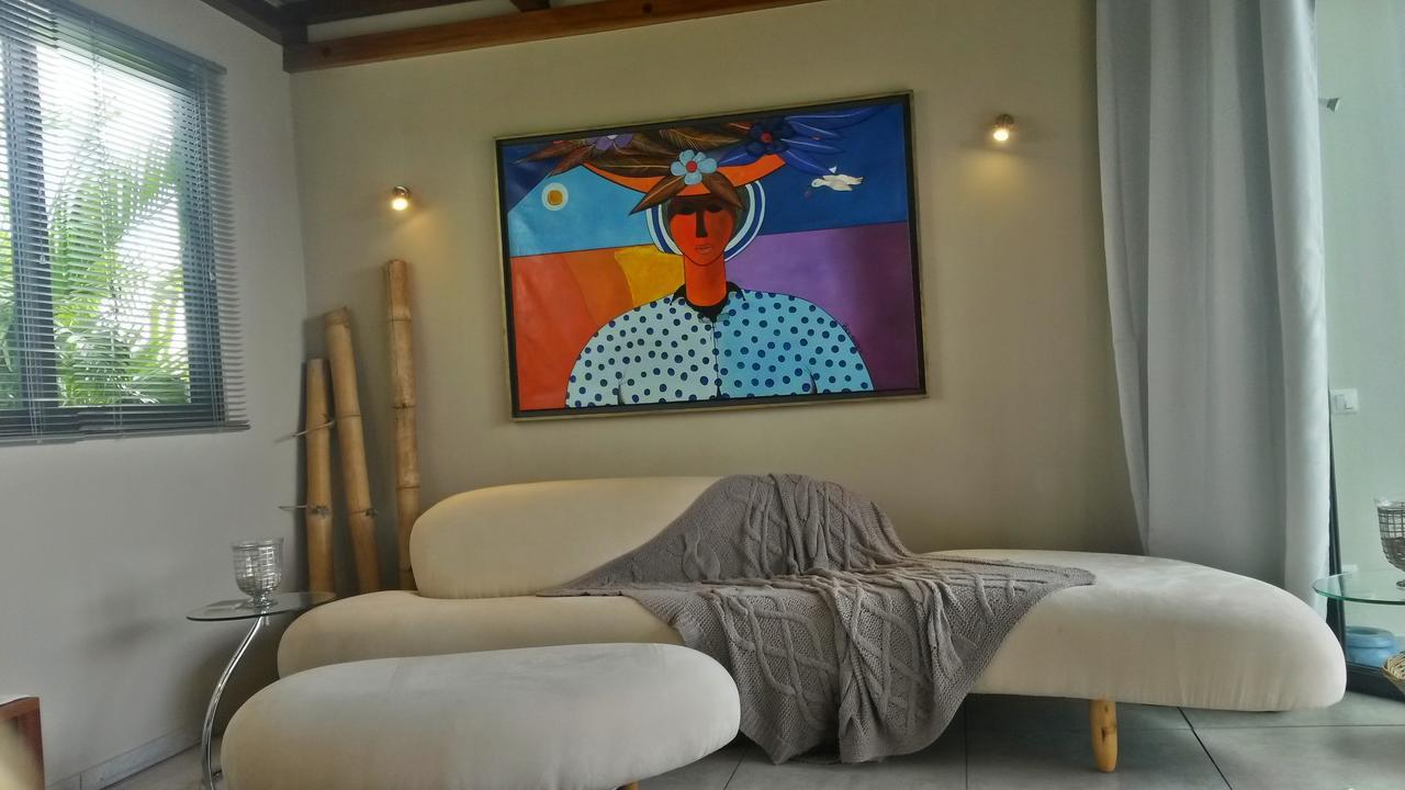 Atrium Apartment