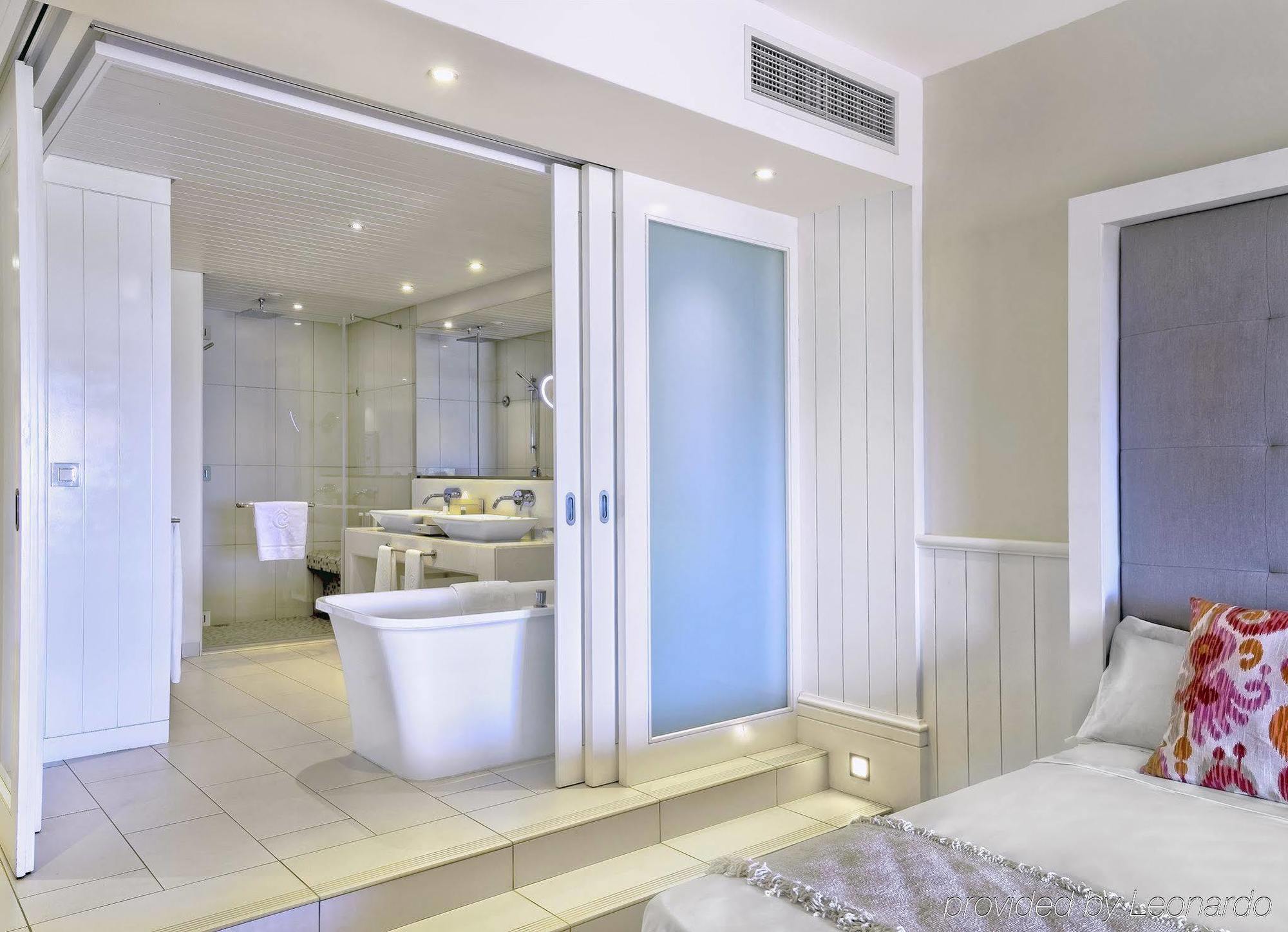 Radisson Blu Azuri & 4* Rivière du Rempart
