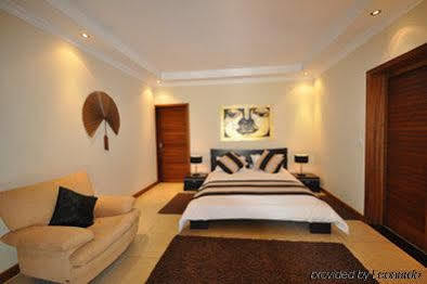 Oasis Villas *