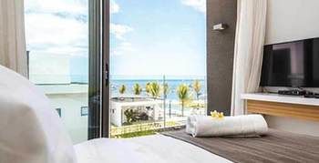 Latitude By Horizon Holidays Riviere Noire
