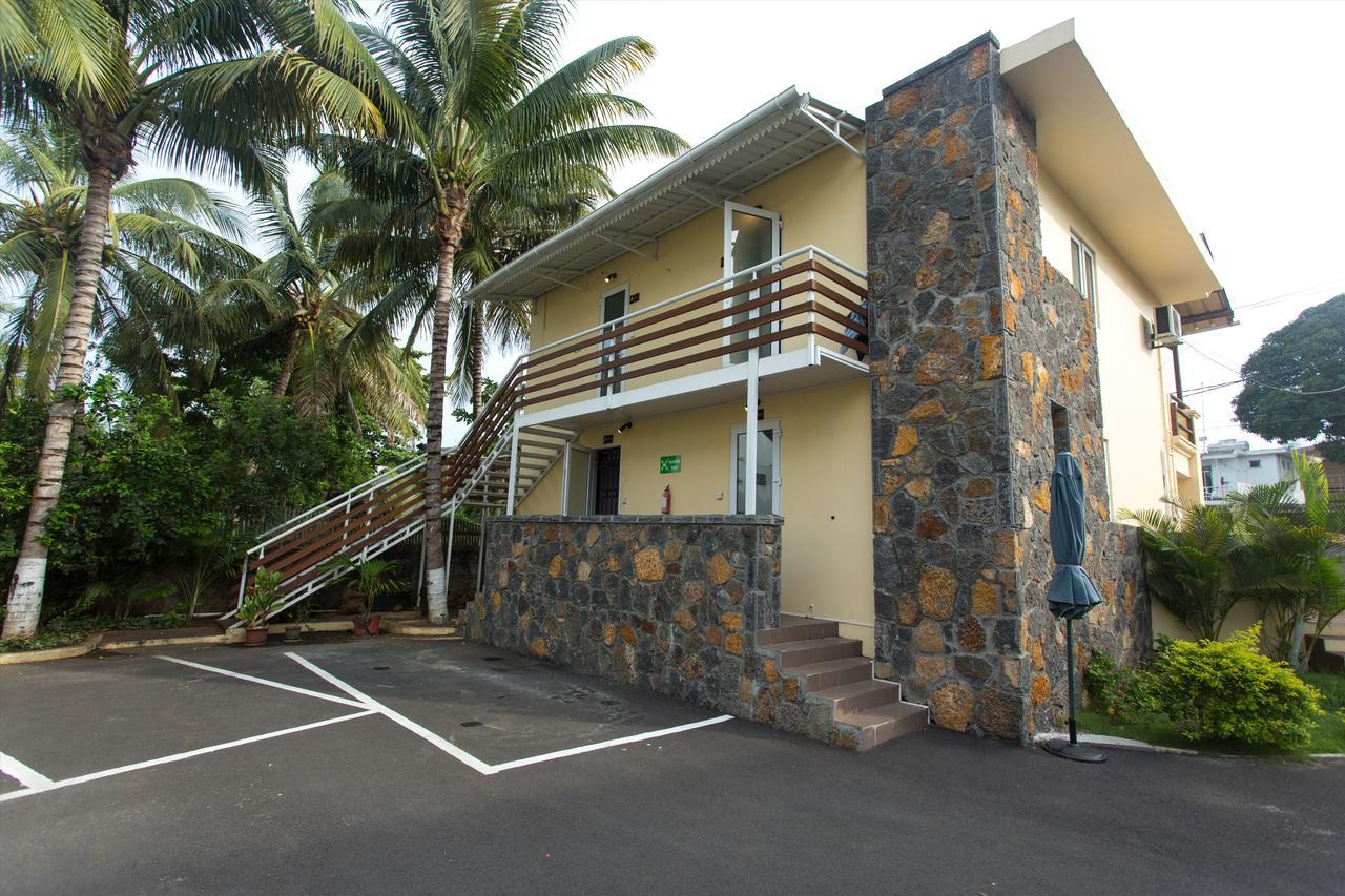 Garden Aparthotel 3*
