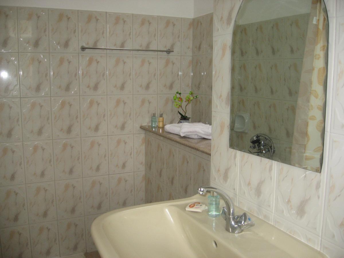 Bed & Breakfast Rayan Tourist 2*