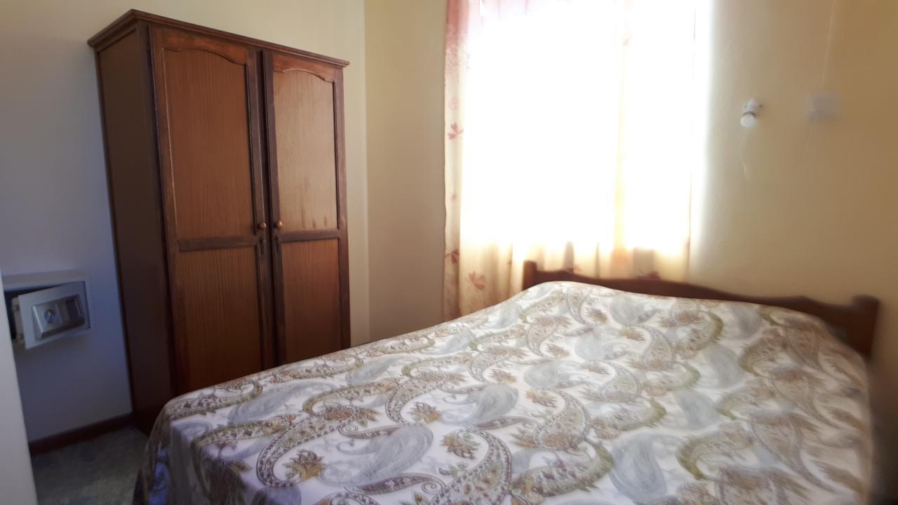 Allamanda - 100m Apartment