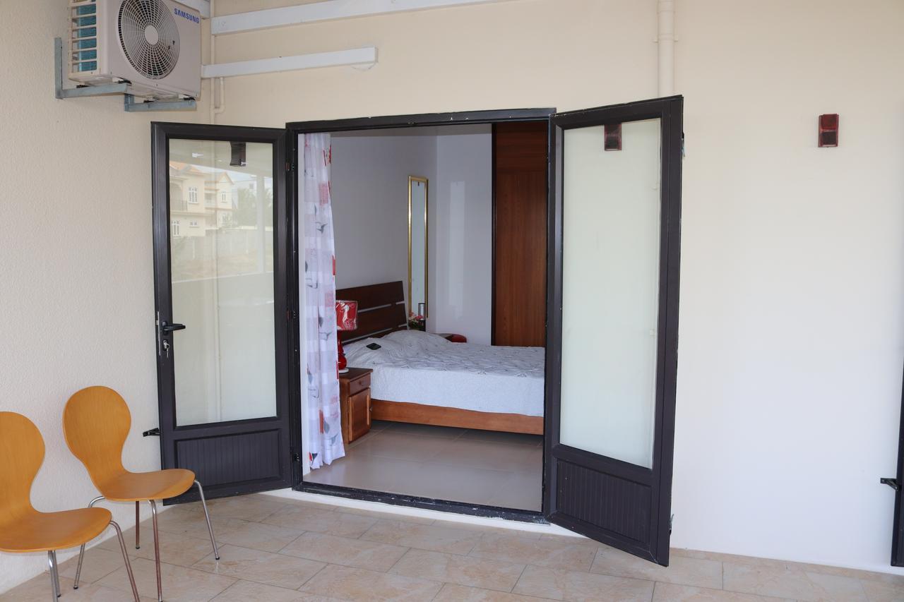 Mahina Luxury 2 Bedroom With Pool Apartment Flic en Flac