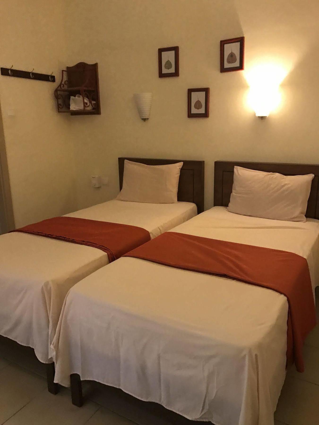 La De Hotel Trou aux Biches