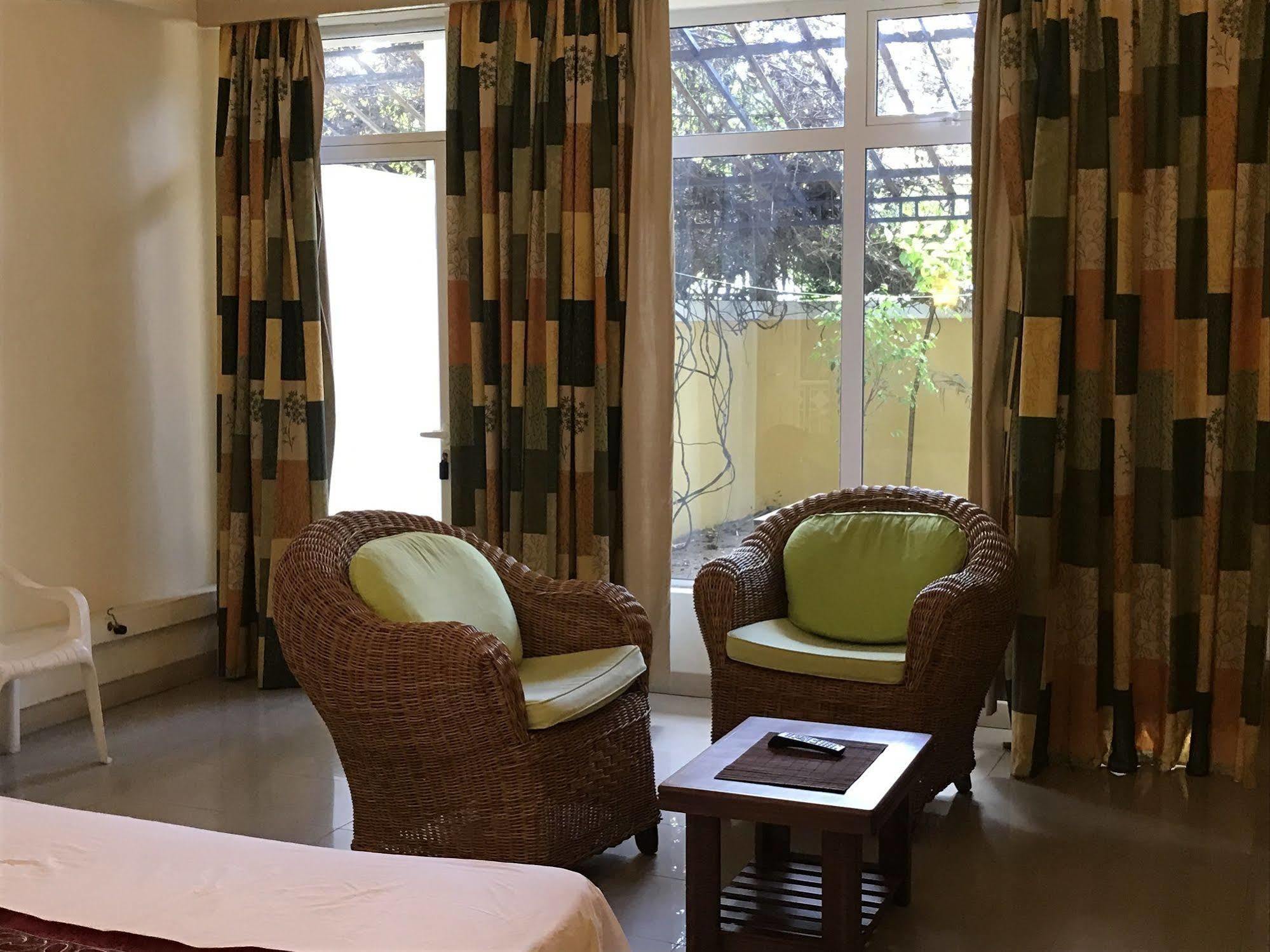Hotel La De Trou aux Biches