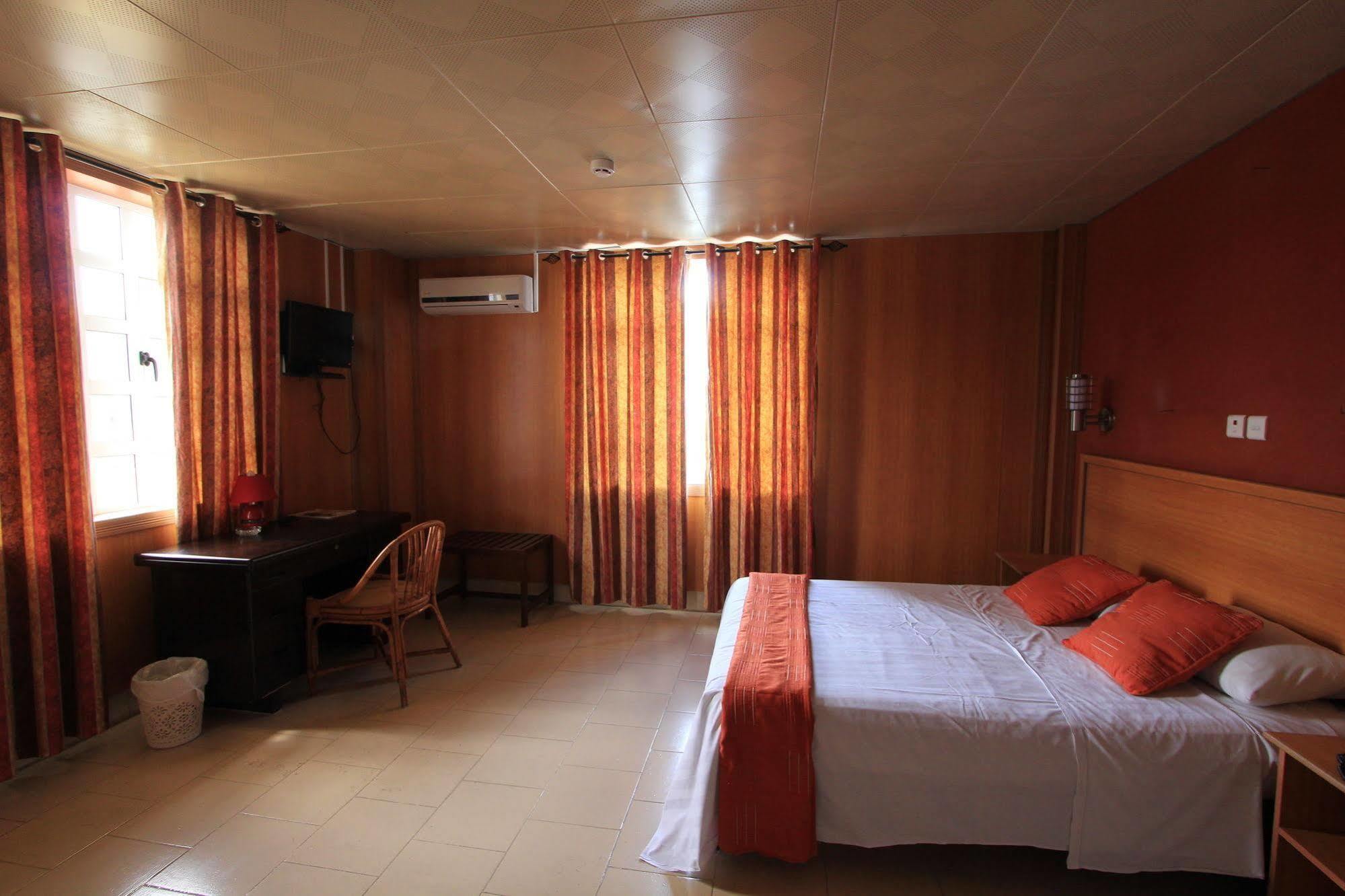 Hotel Champ De Mars