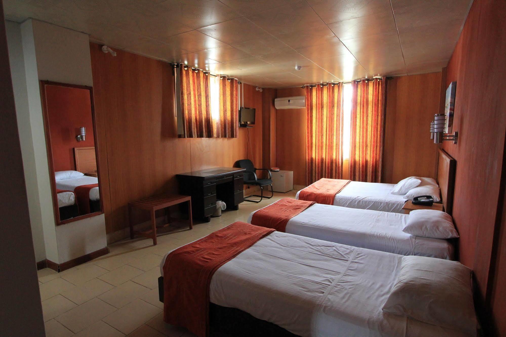 Hotel Champ De Mars