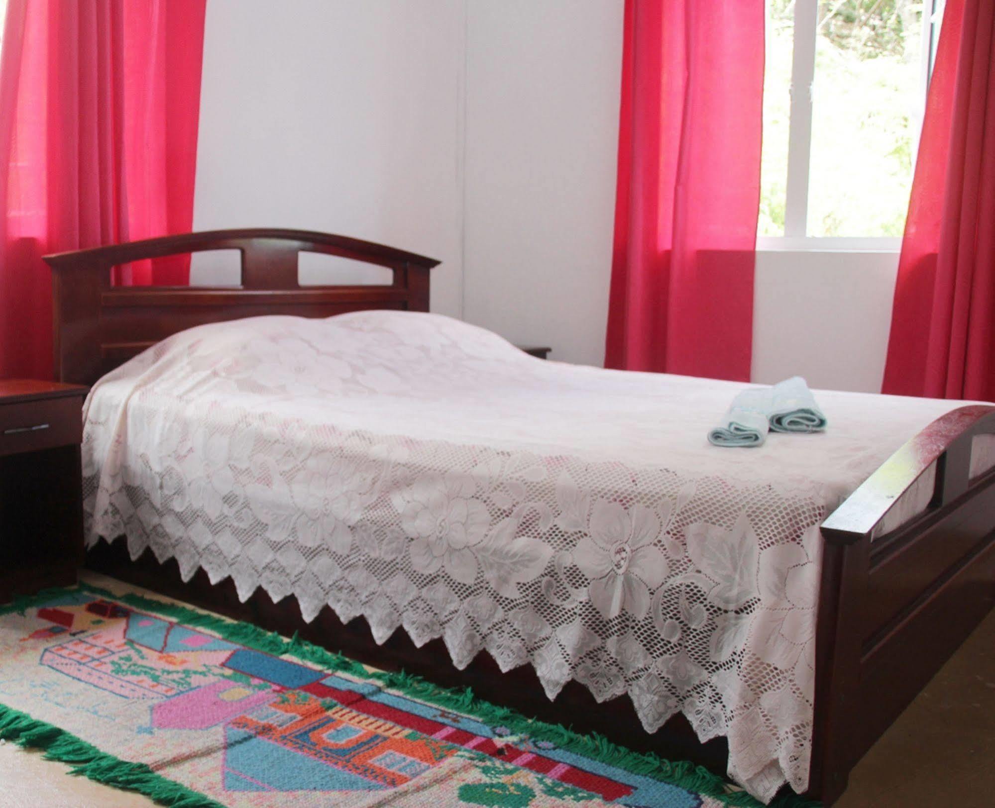 La Allamanda Guest house 3*