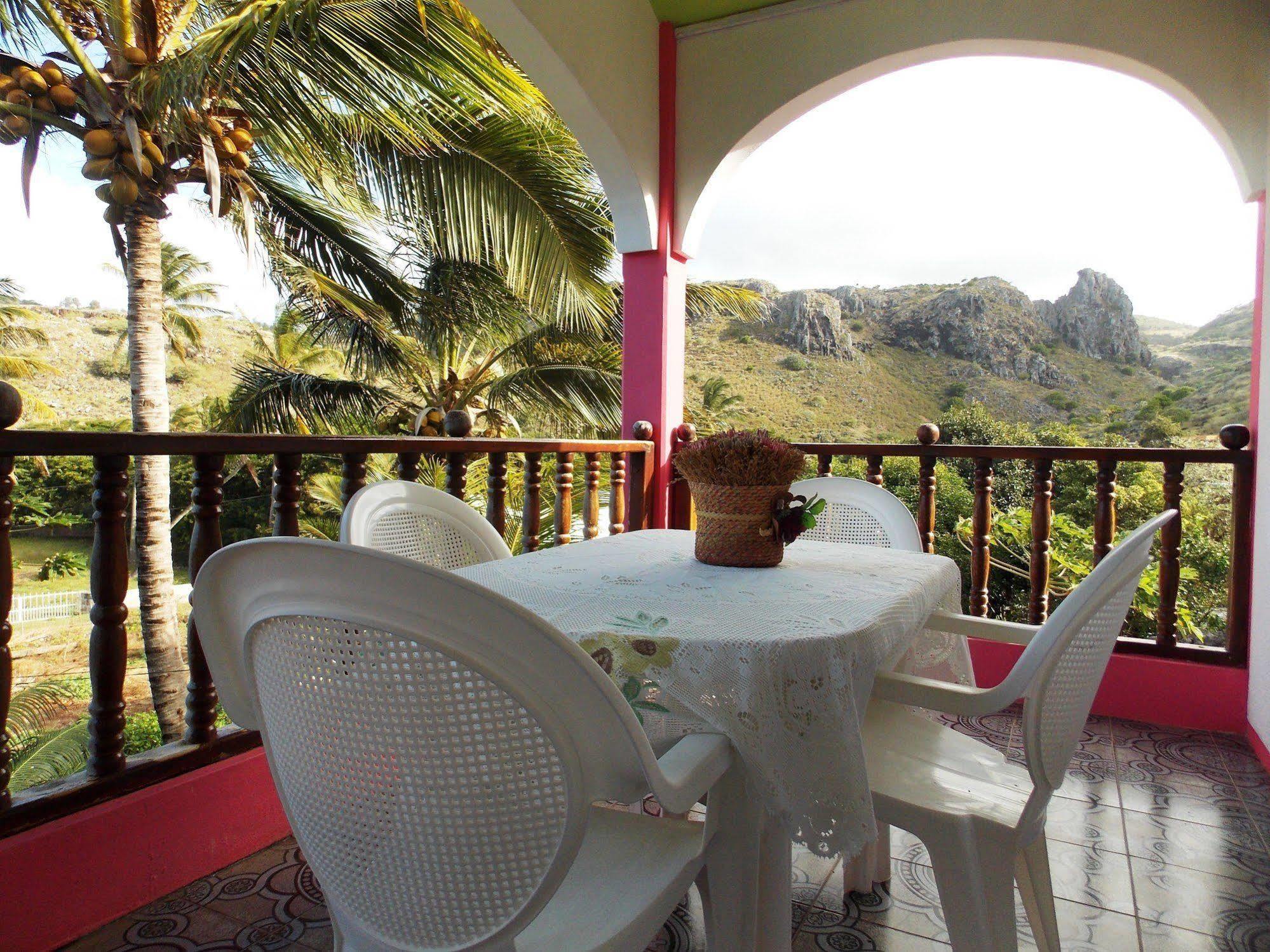 La Allamanda Guest house Gravier