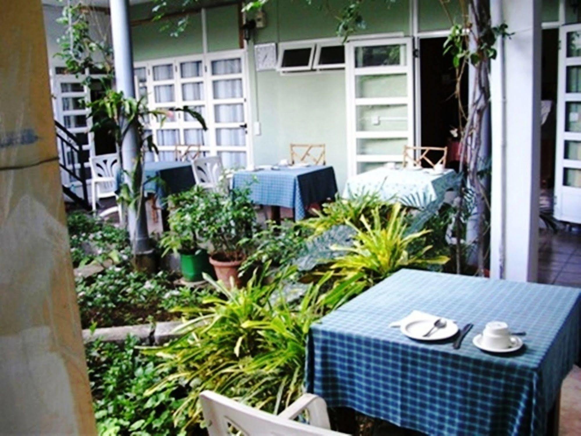 Le Saladier Guest house Mahebourg