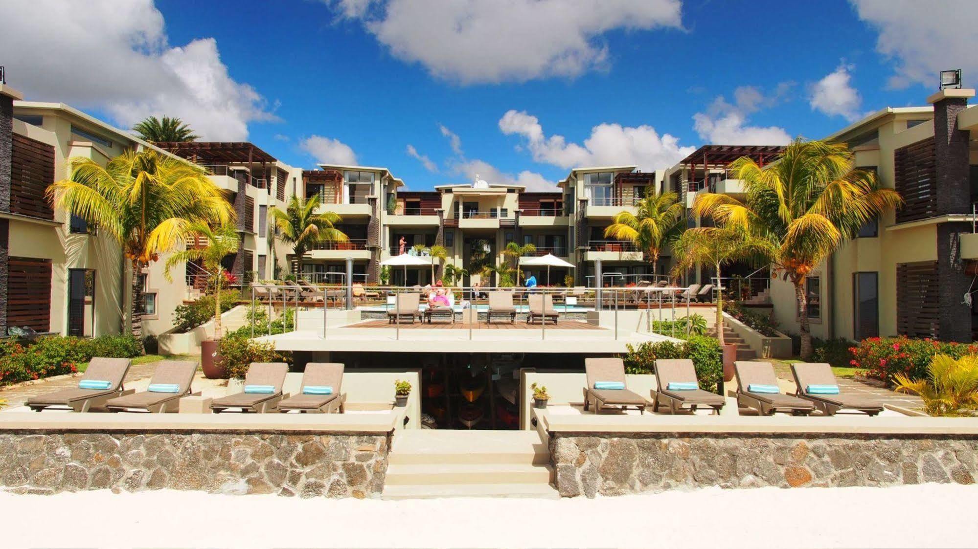 Le Cerisier Hotel 4*