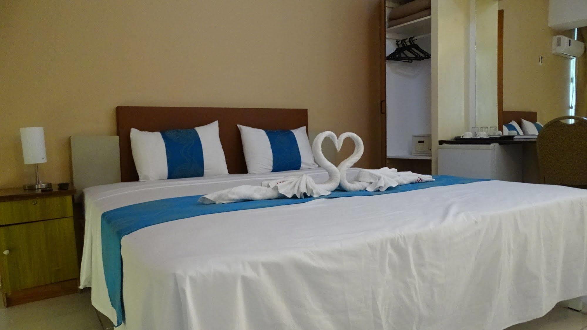 Hotel Hypertek Grand Baie