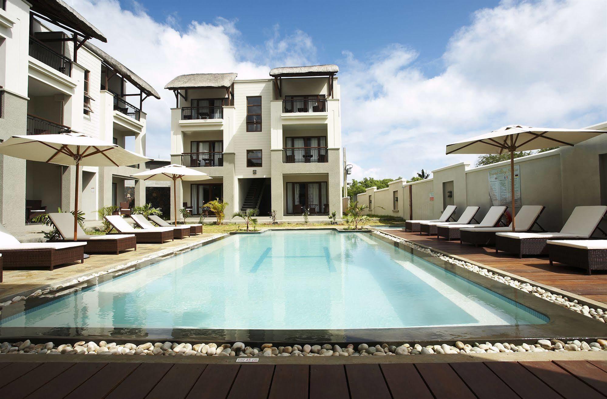Aparthotel Grand Bay Suites
