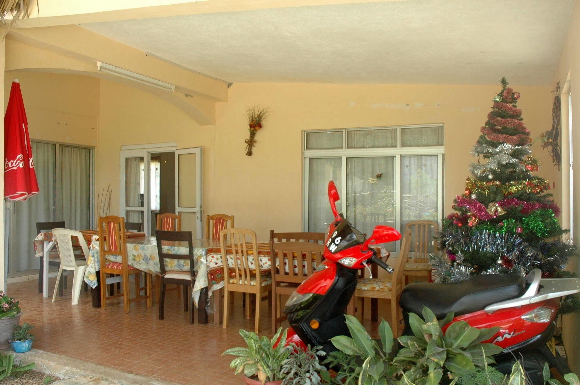 Reve Des Iles Guest house 2*