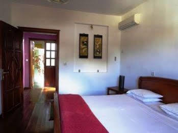 Royal Ho Apartment *