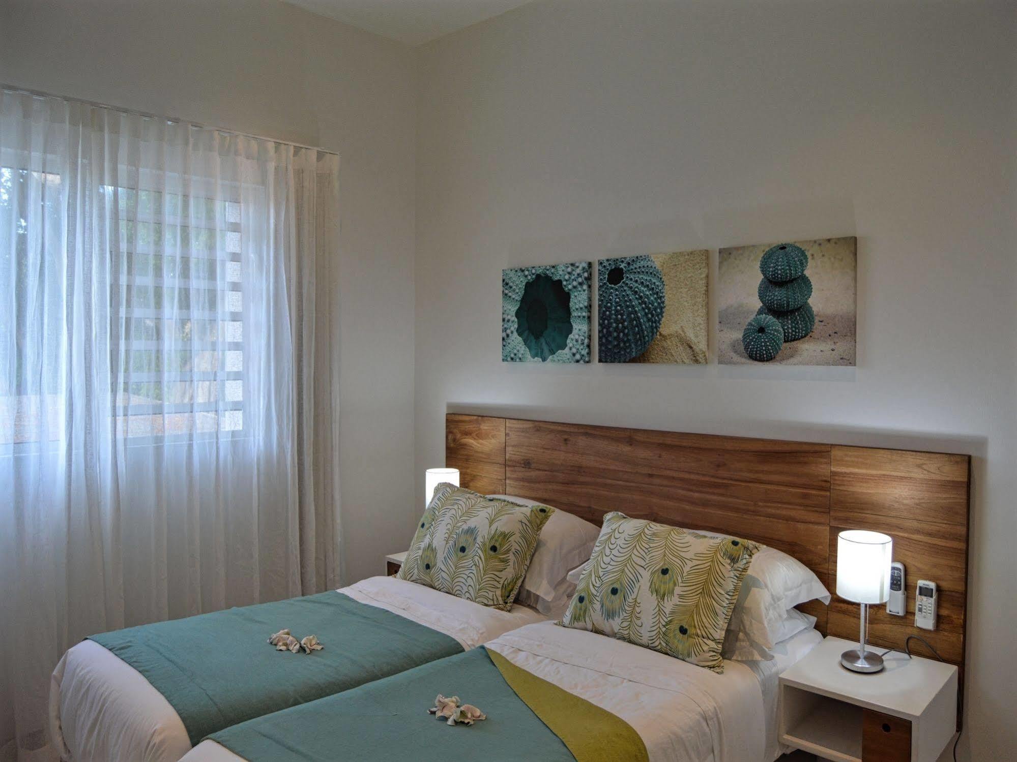 Pointe Aux Cannonier Luxury Apartment