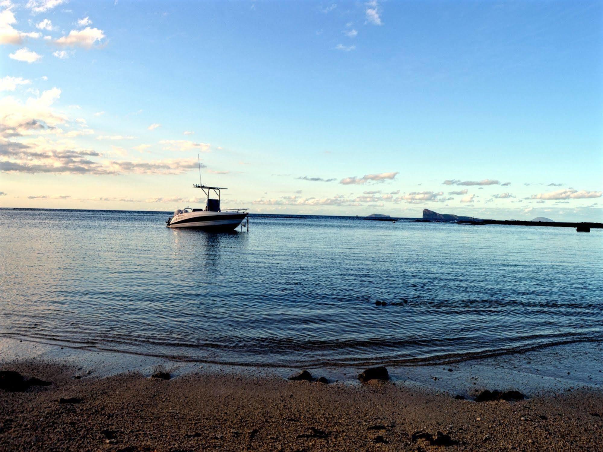 Pointe Aux Cannonier Luxury *
