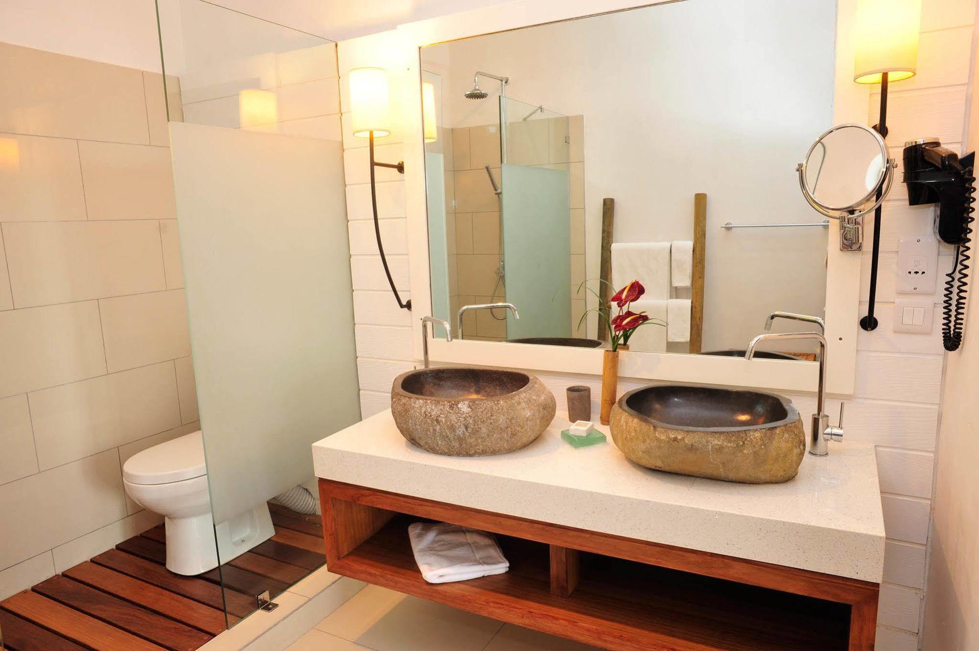 Hotel Constance Sakoa Boutik 4*