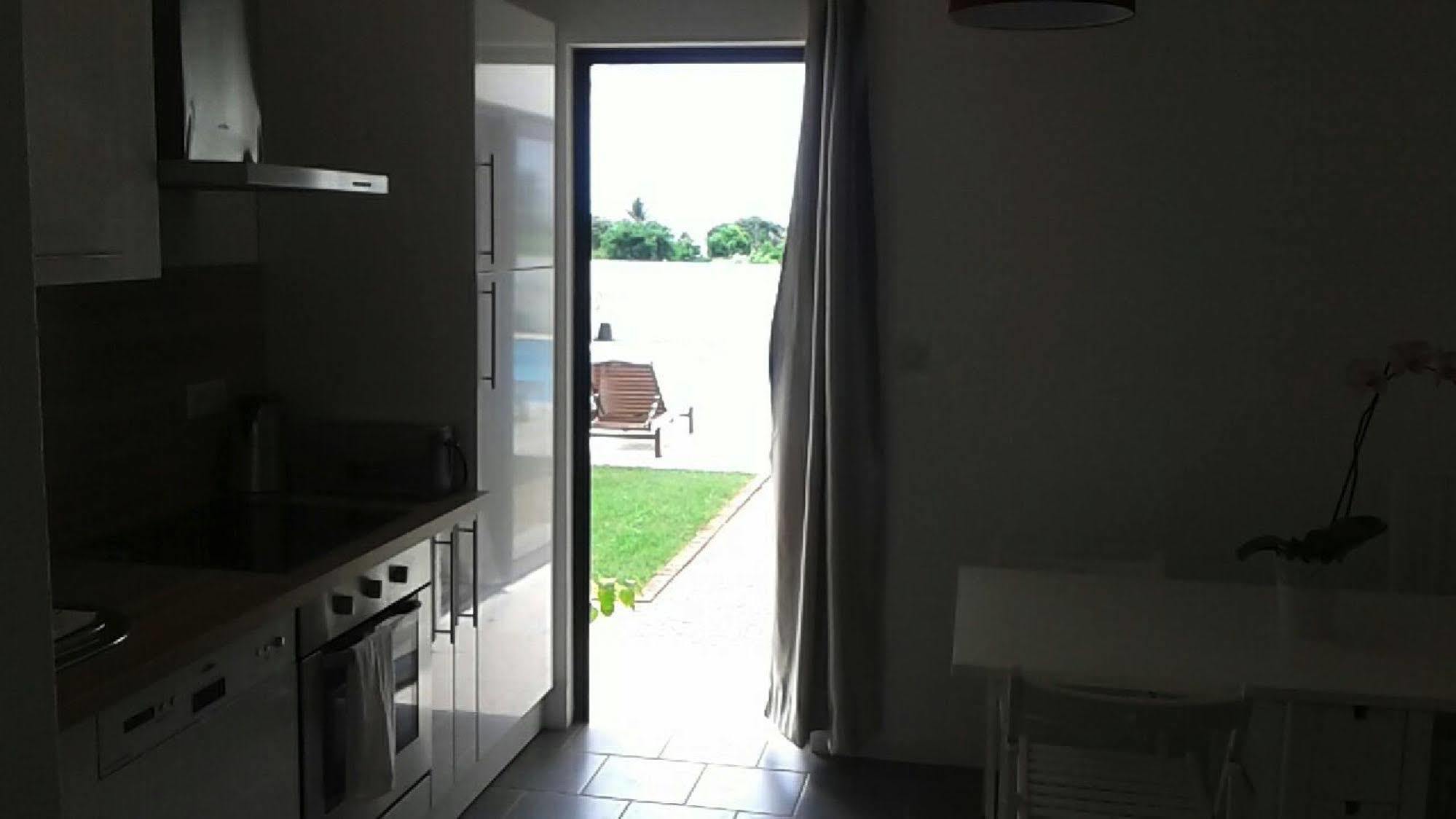 Les Alizes Apartment *