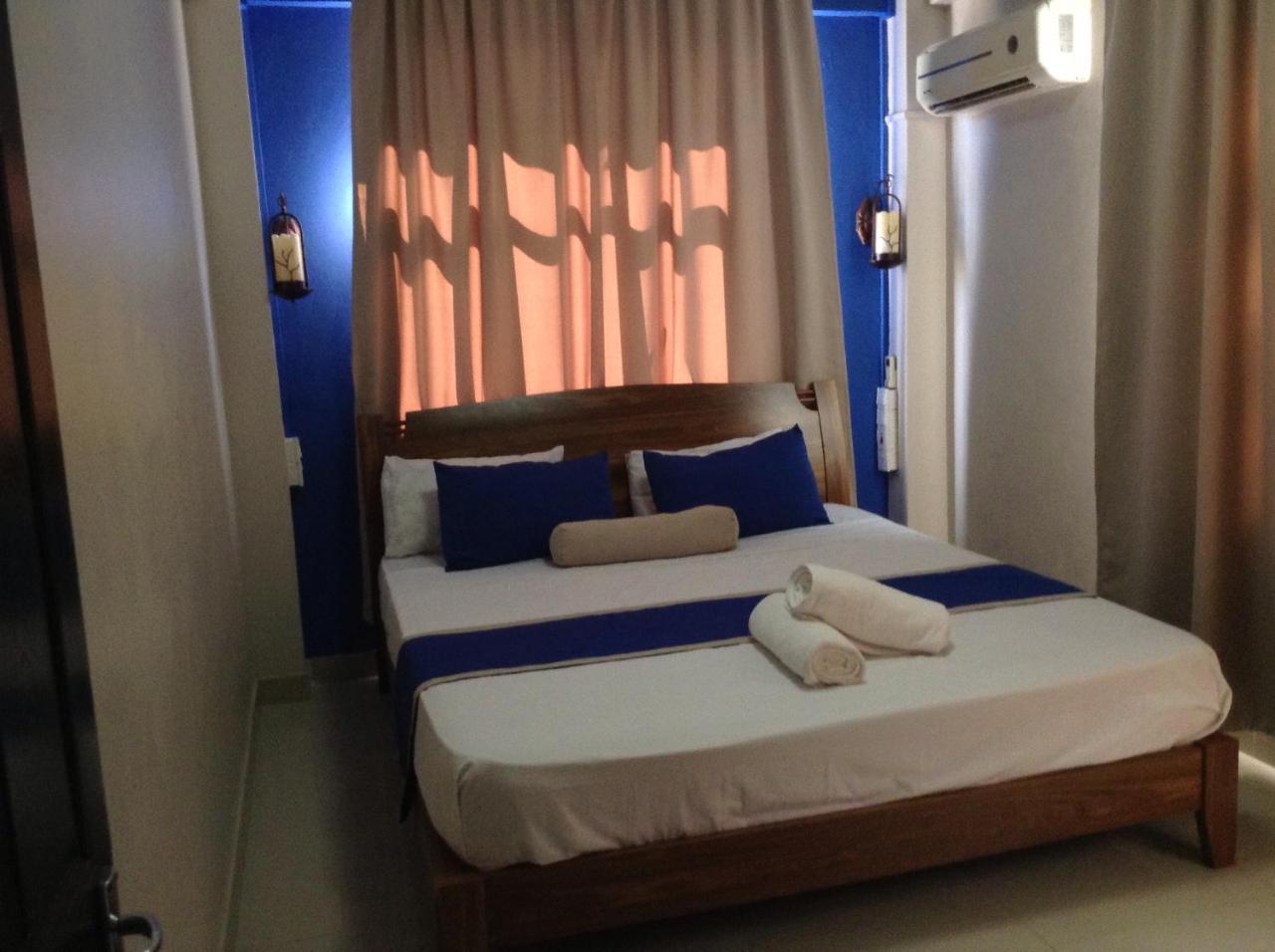 Belle Dreams - Indira 3*