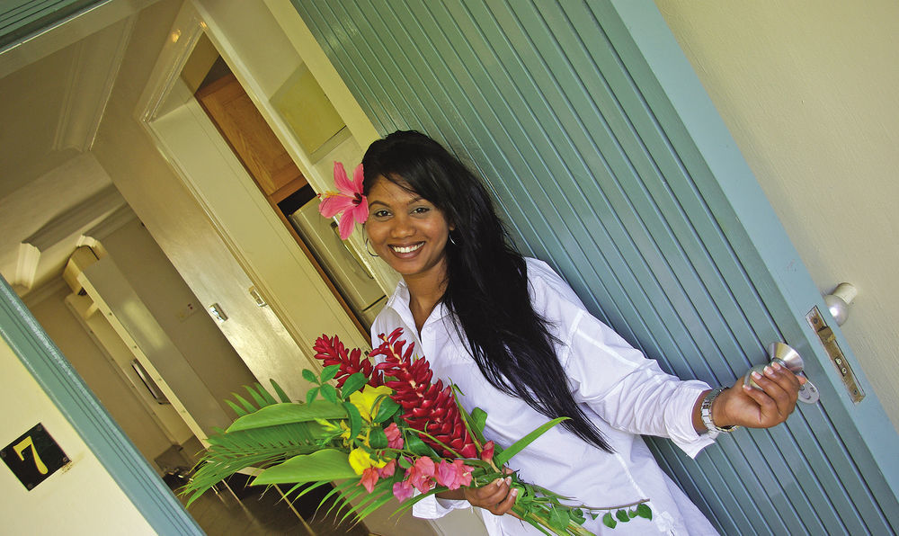 Flowers Of Paradise With Lov Hotel Mont-Choisy